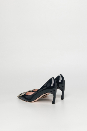 Trompette Metal Buckle In Patent Leather 密頭高跟鞋