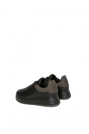 Leather With Rubber Back Knurled 運動鞋