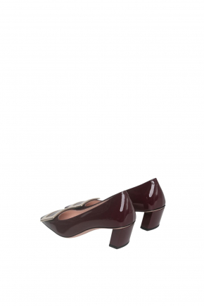 Belle Vivier Metal Buckle In Patent Leather 密頭高跟鞋